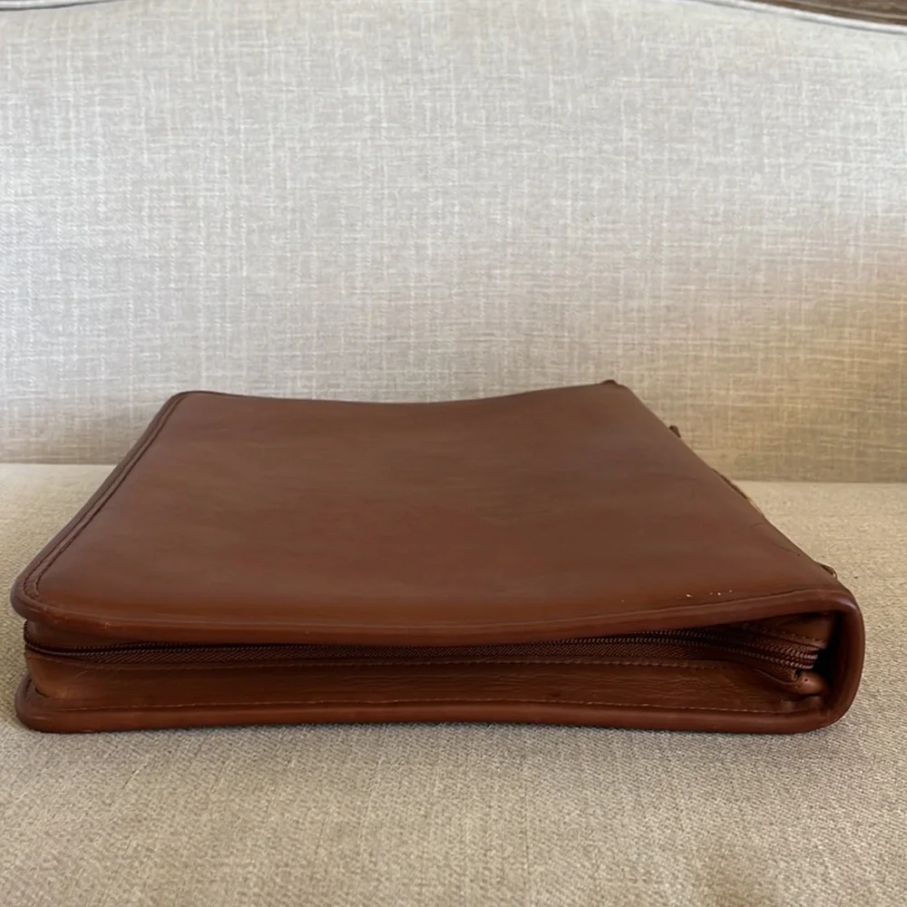 Coach Vintage Brown Leather Large Three Ring Binder Zip Top Handle Folio - Picture 15 of 16